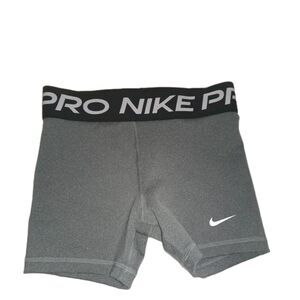 Nike Pro Dry Shorts Girl Size Medium Gray Logo